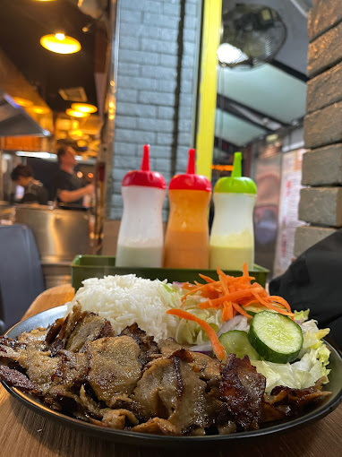 CheekyBuns_GuideFong_Food