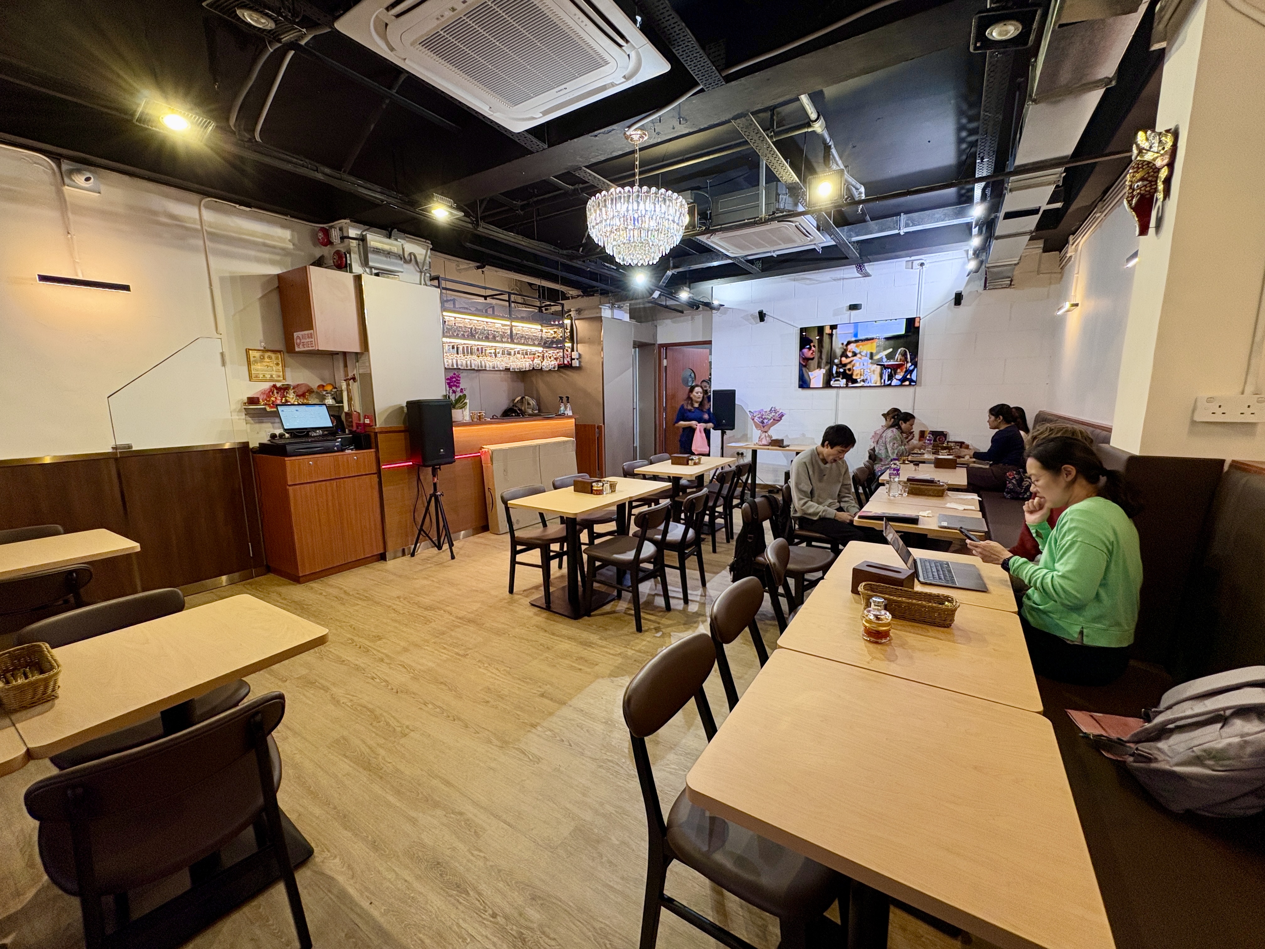 Lakhey Restaurant_Interior