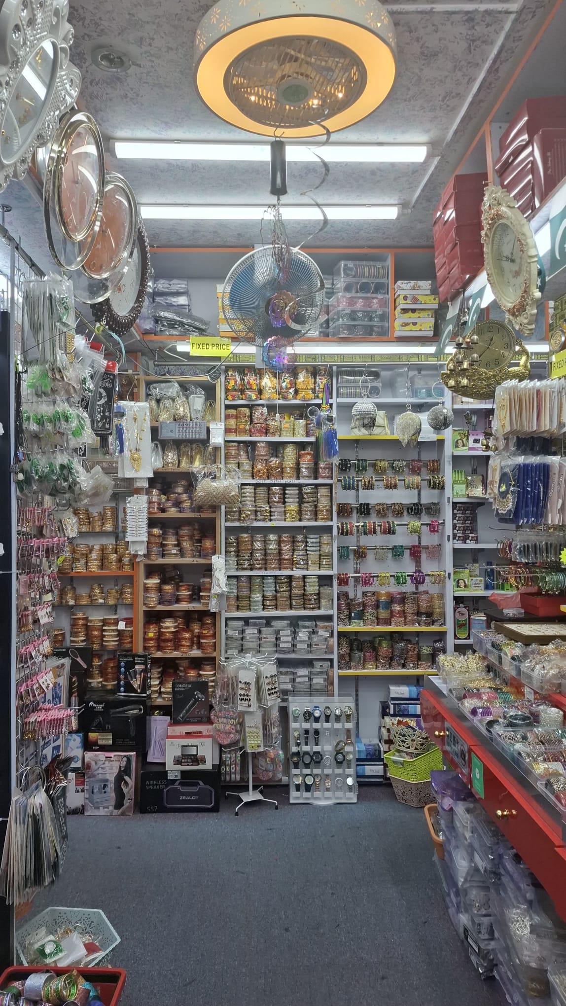 Lala AL Sheikh Trading Co (gallery)