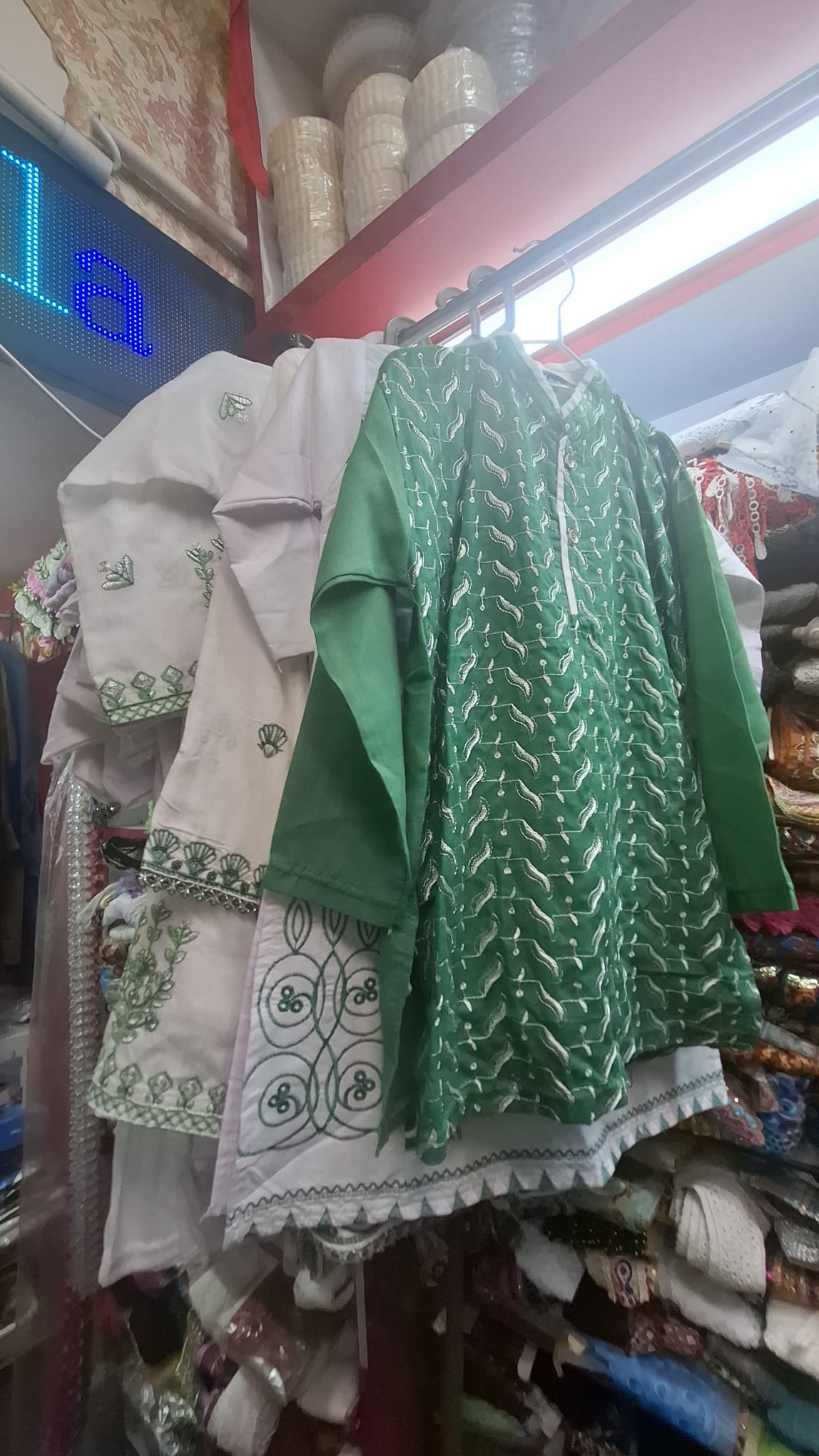 Lala AL Sheikh Trading Co (gallery)
