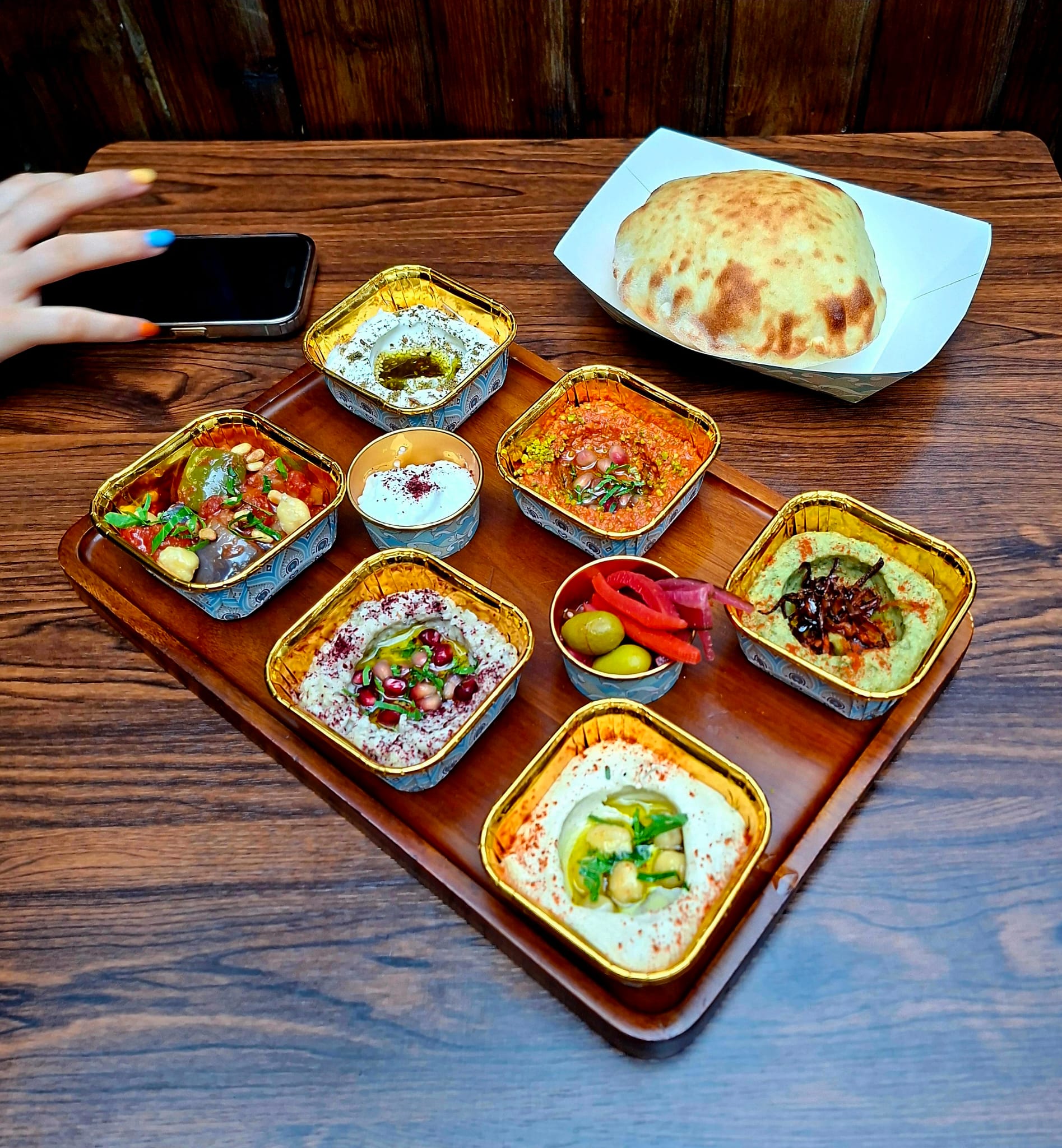 Mama Dough (gallery)