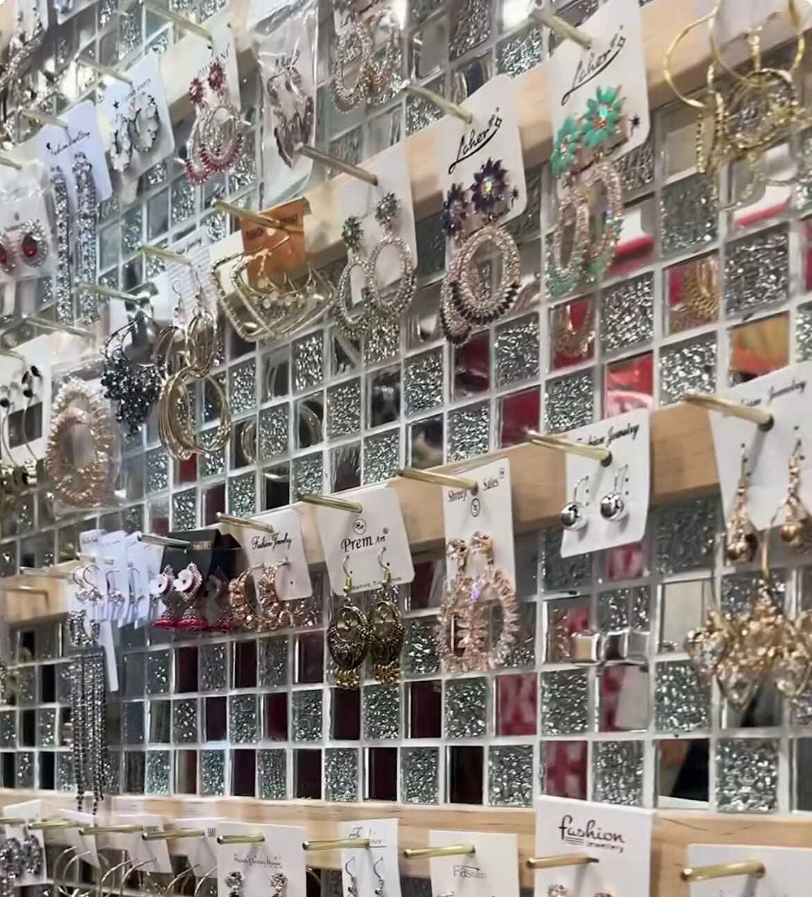 Nanak Clothes House_jewellery.jpeg