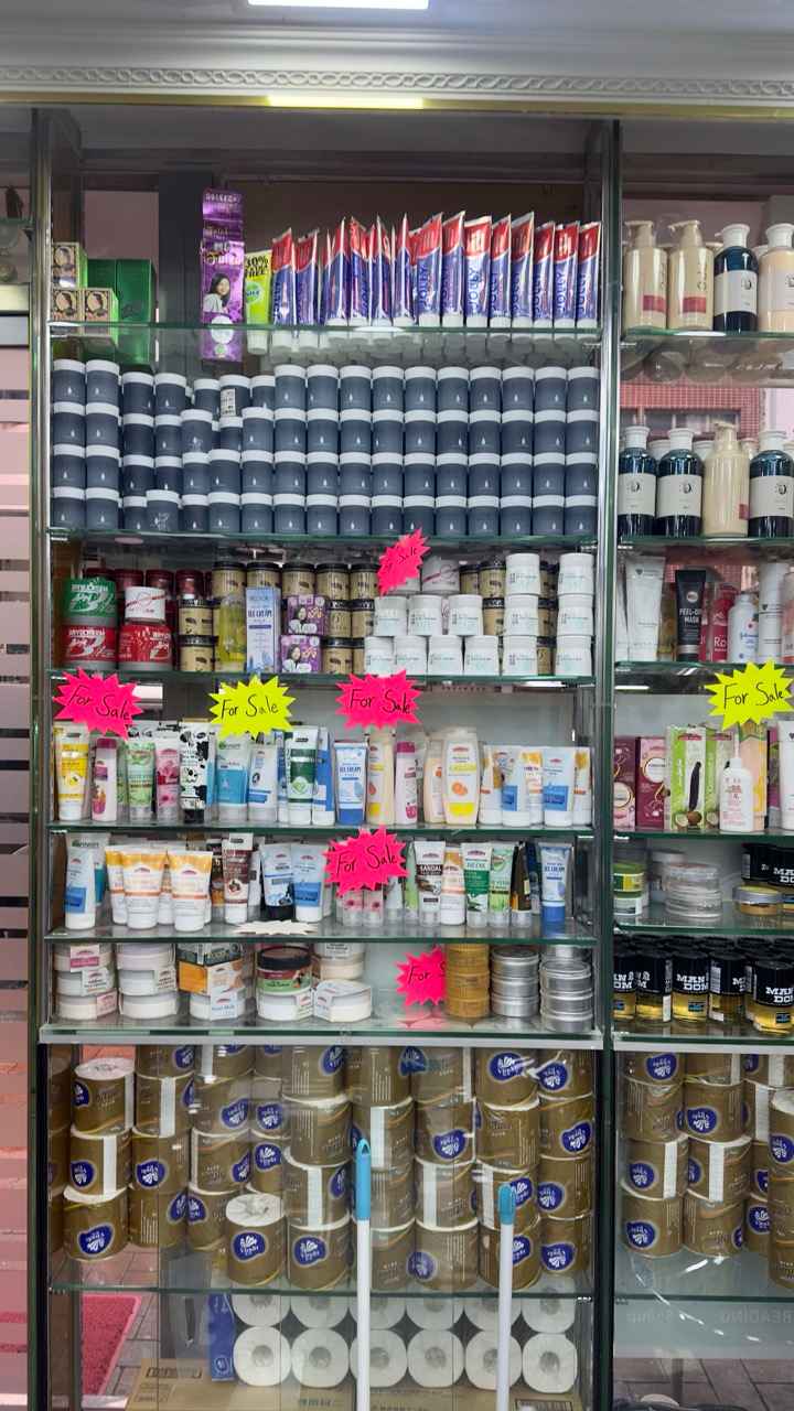 New Chakwal Hair Cut Salon_Products1.jpeg