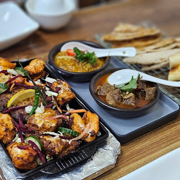 Pakeeza_Food_Restaurant_food options 2.jpg