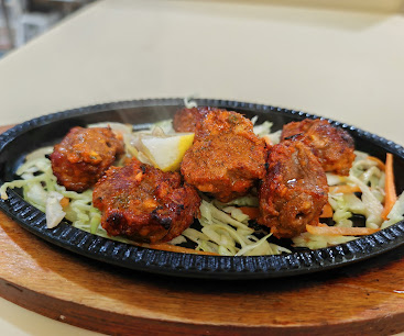 Shaan restaurant_food options 1.jpg