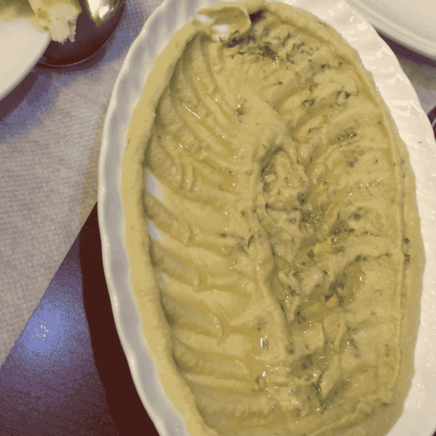 Hummus_Dish_in_Ziafat